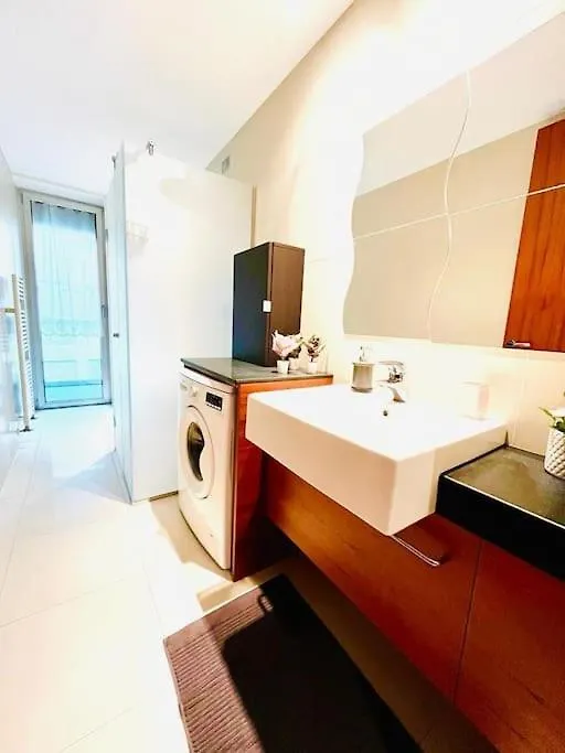 Apartment Appartamento Dolce Vita Marina Centro, Vista Mare Rimini